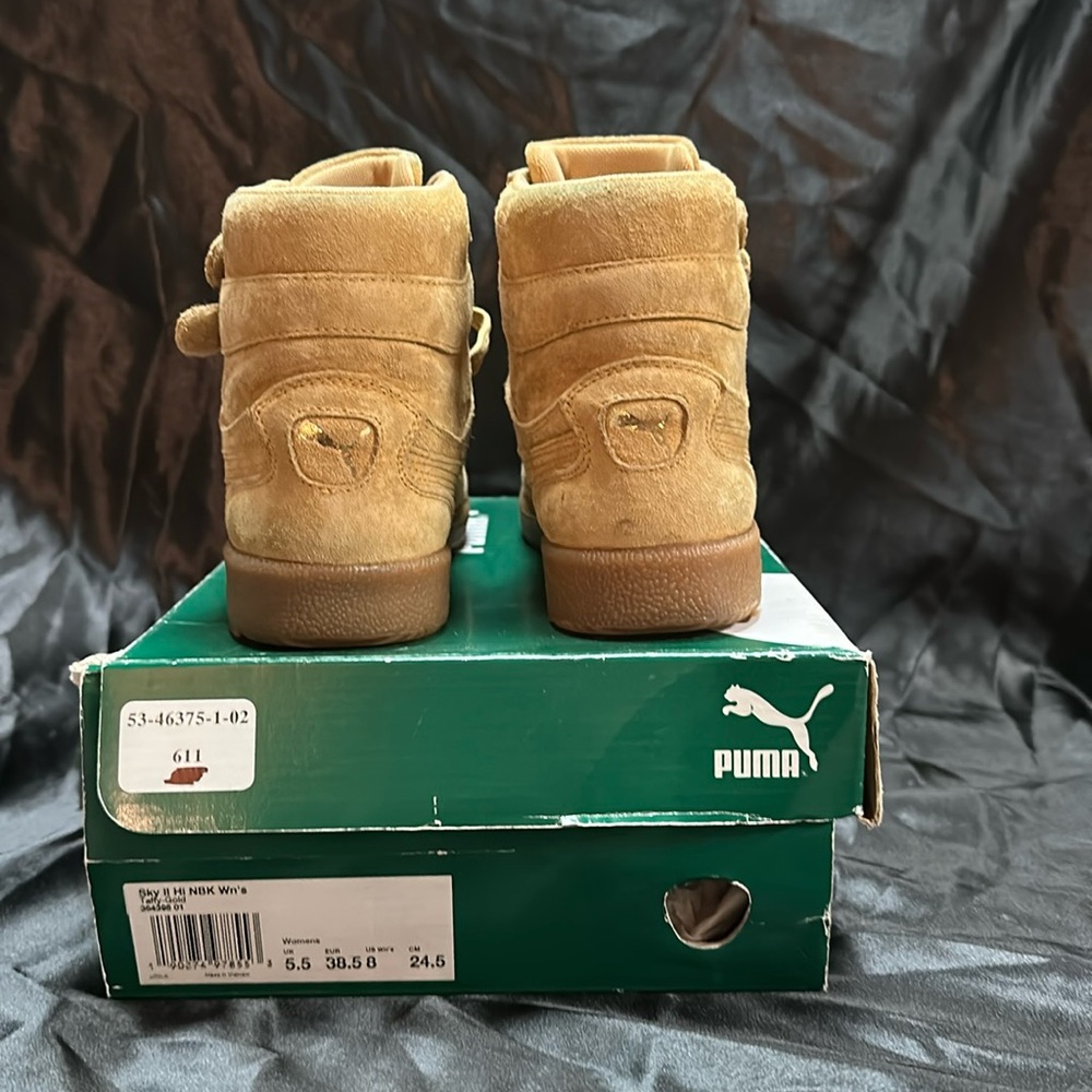 Puma sneakers